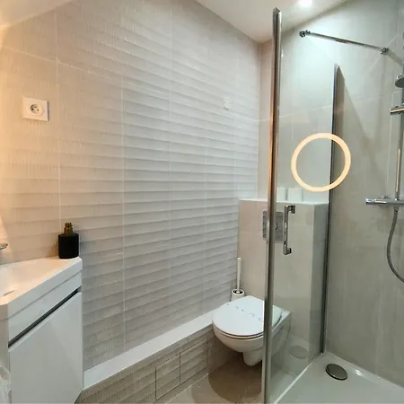 Le - Clim Et Emplacement Lägenhet *